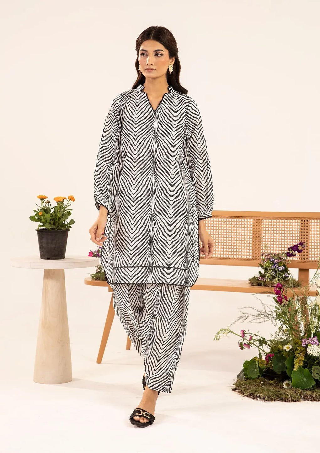 Elaf Premium | Pret 25 | EPT-09 SIVE-Brand:Elaf Premium-Type:Ladies Clothes-White-Lawn-House of Maryam- Buy in UK, USA