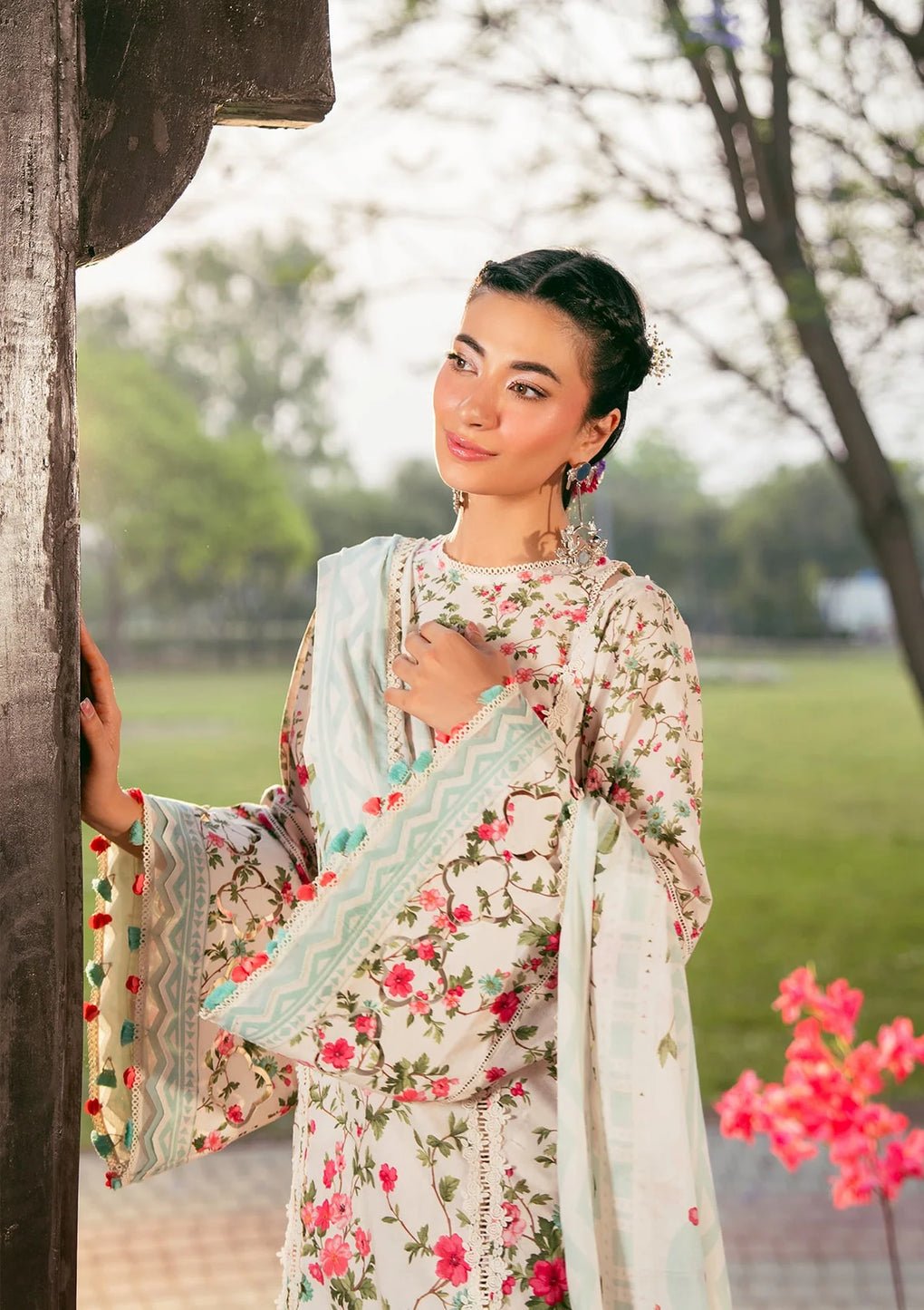 Elaf Premium | Prints 25 | EPS-3B DAY BLOOM-Brand:Elaf Premium-Type:Ladies Clothes-Ivory-Lawn-House of Maryam- Buy in UK, USA