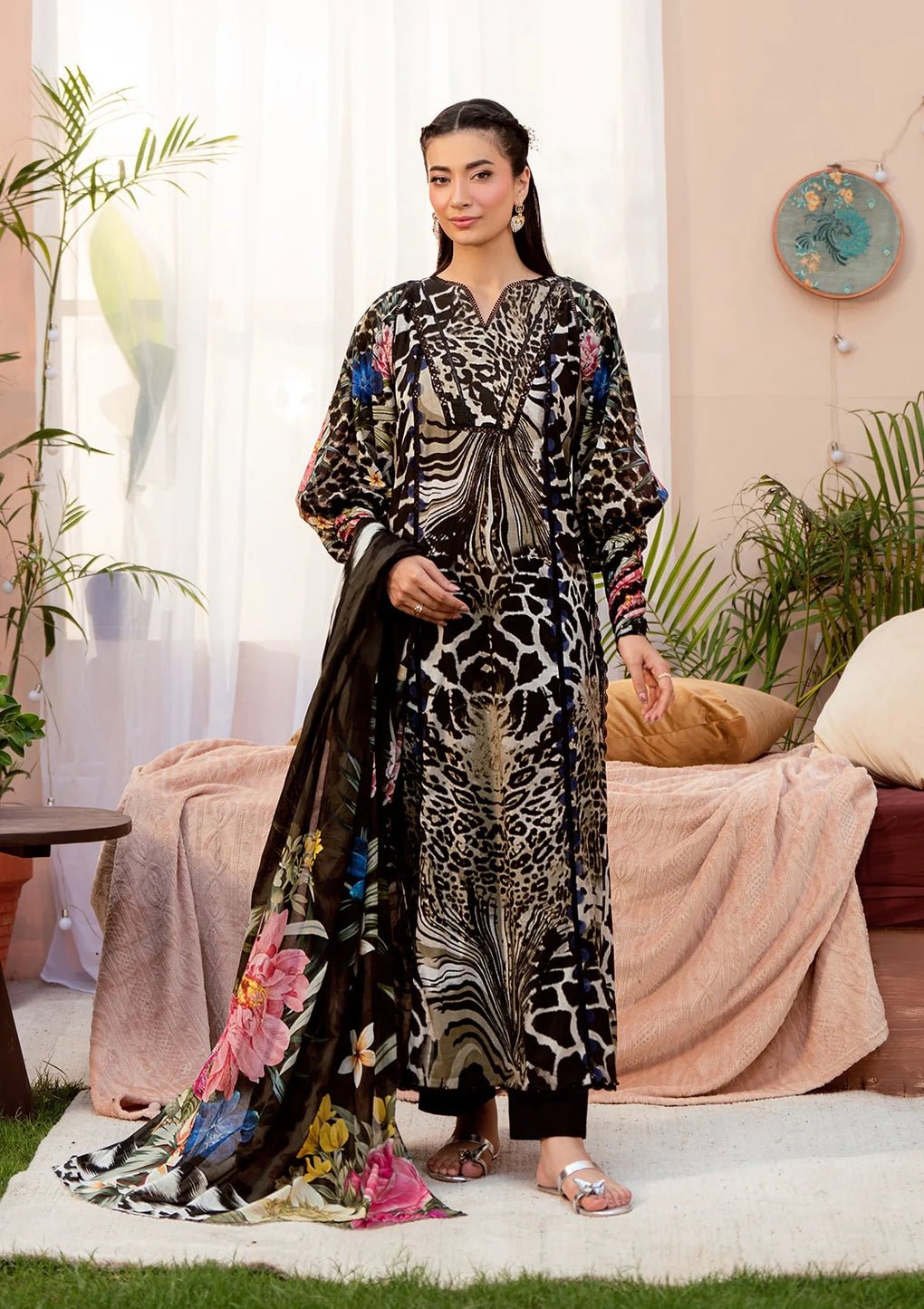 Elaf Premium | Prints 25 | EPS-4B NOIR ESSENCE-Brand:Elaf Premium-Type:Ladies Clothes-Black-Lawn-House of Maryam- Buy in UK, USA