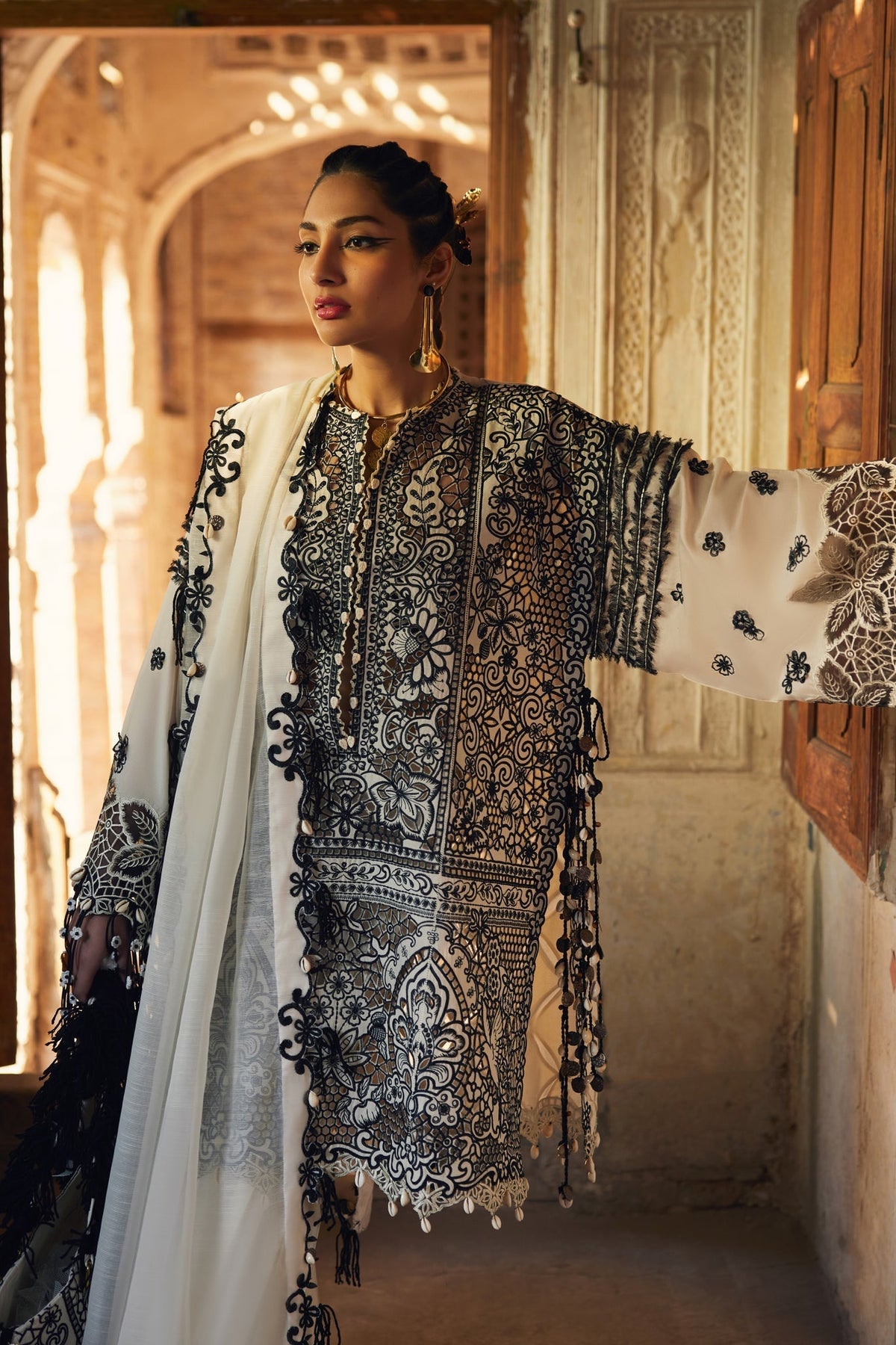 Elan | Luxury Lawn 25 | ISLA (EL25-02 B)-Brand:Elan-Type:Ladies Clothes-Black-Lawn-House of Maryam- Buy in UK, USA