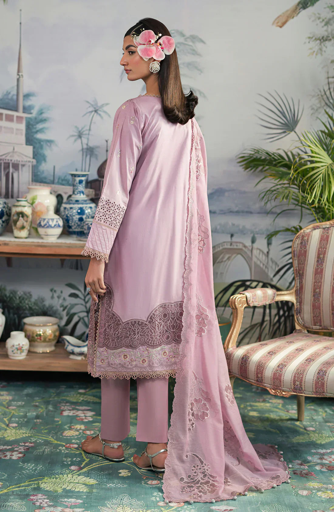 Emaan Adeel | Ayra Luxury Lawn 24 | AR-03 -  Emaan Adeel Luxury - Original Designer Dress - House of Maryam