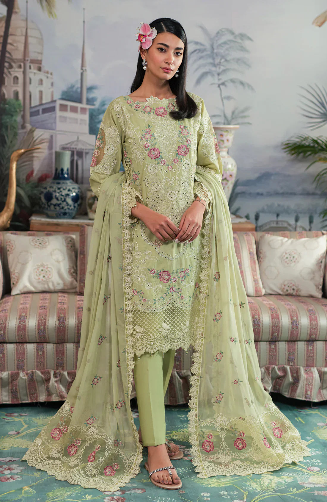 Emaan Adeel | Ayra Luxury Lawn 24 | AR-02 -  Emaan Adeel Luxury - Original Designer Dress - House of Maryam