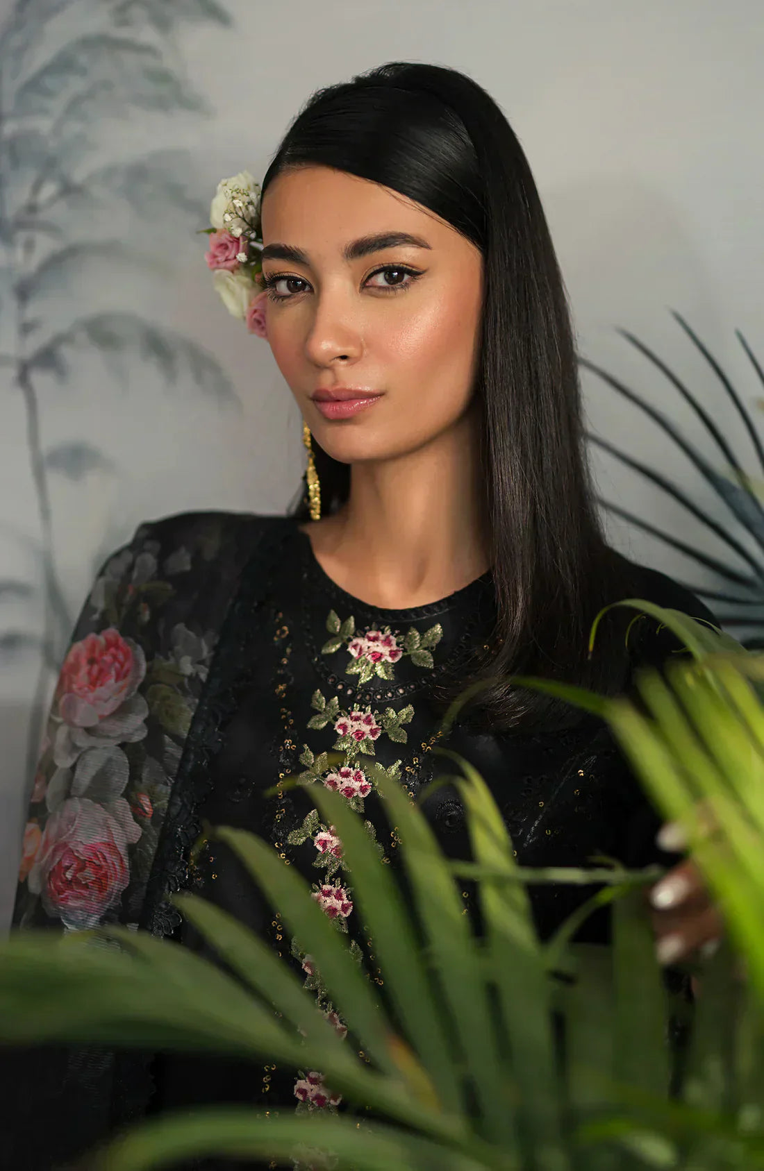 Emaan Adeel | Ayra Luxury Lawn 24 | AR-05 -  Emaan Adeel Luxury - Original Designer Dress - House of Maryam