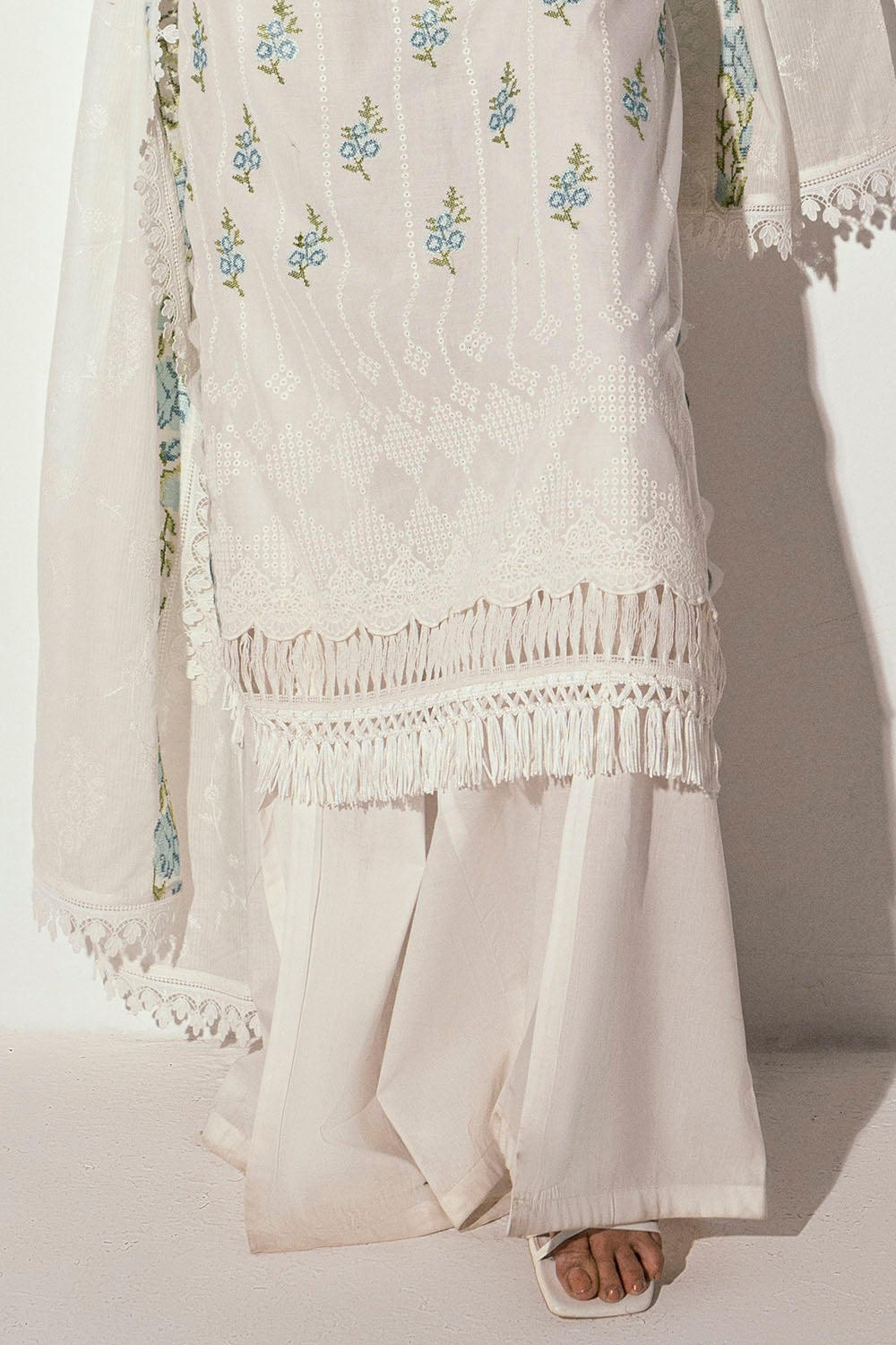 Gul Ahmed | Gul Nilofer 25 | DN-52032 -  Gul Ahmed Ladies Clothes - Original Designer Dress - House of Maryam