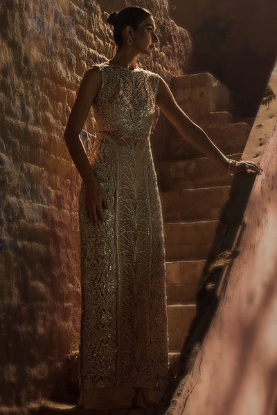 Erum Khan | Dazzling Fiesta | Daisy-Brand:Erum Khan-Type:Ladies Clothes-Soft Peach - House of Maryam- Buy in UK, USA