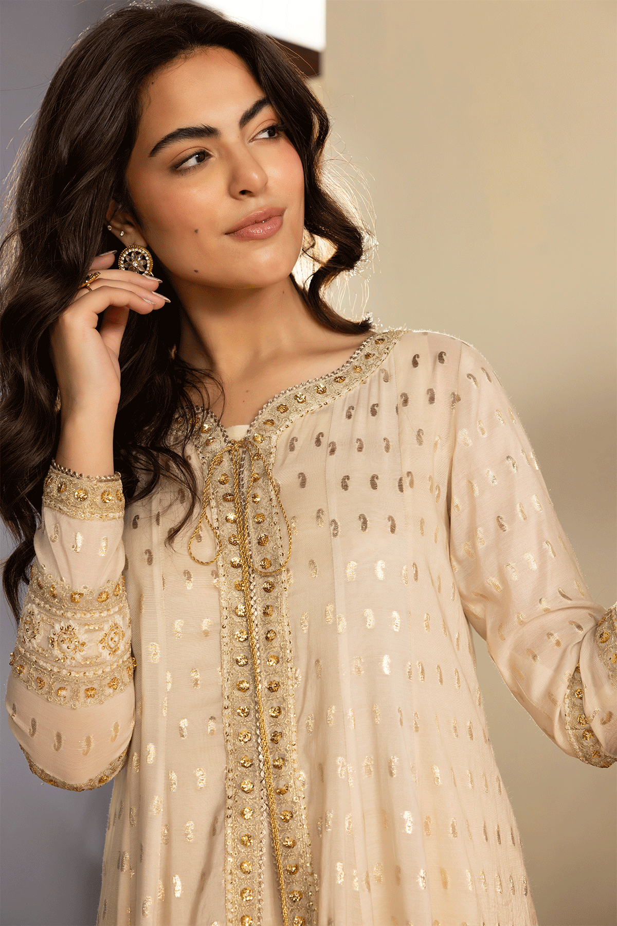 Erum Khan | Intezar e Eid | Aangan-Brand:Erum Khan-Type:Ladies Clothes-Ivory-Karandi-House of Maryam- Buy in UK, USA