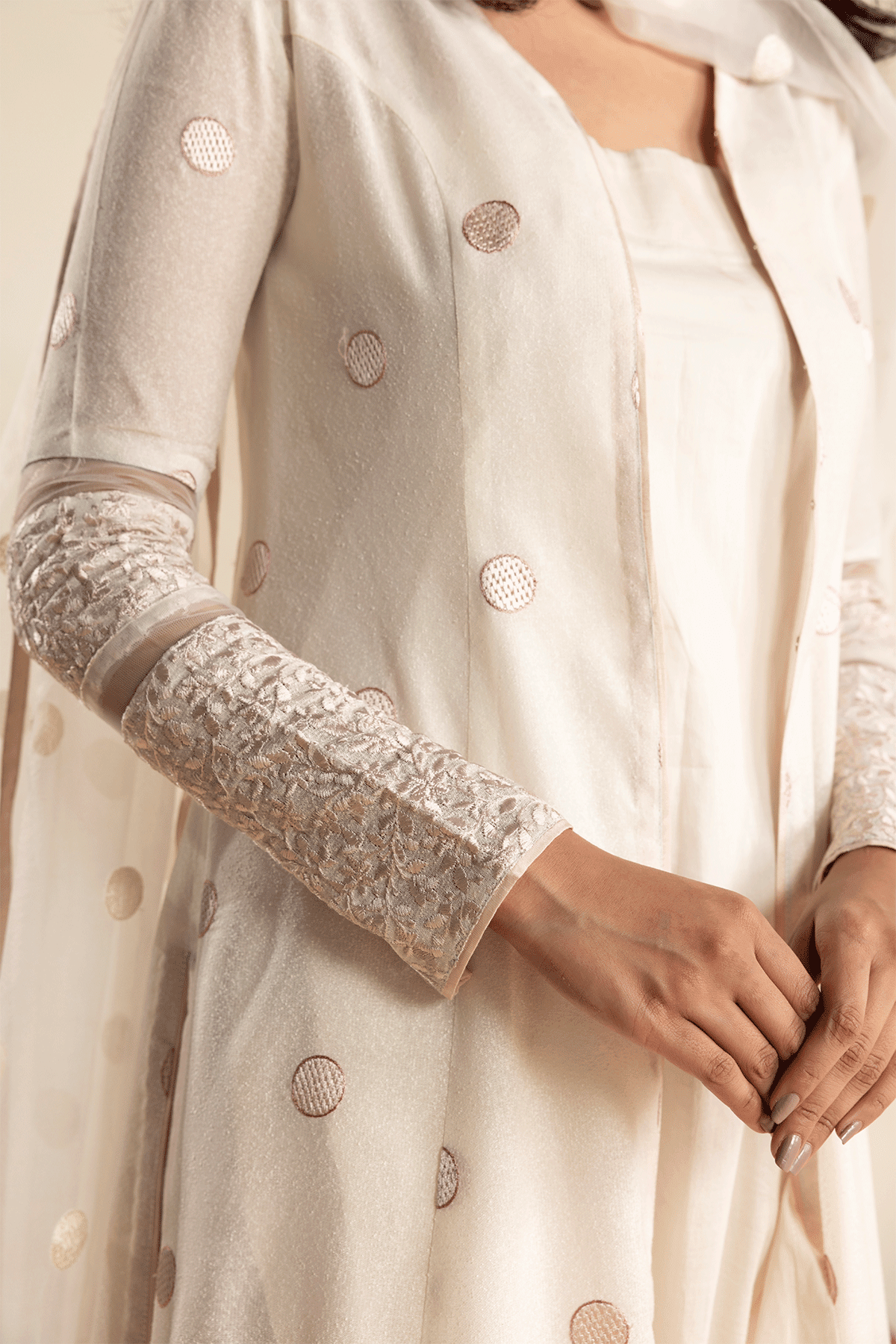 Erum Khan | Intezar e Eid | Dilkashi-Brand:Erum Khan-Type:Ladies Clothes-Ivory-Karandi-House of Maryam- Buy in UK, USA