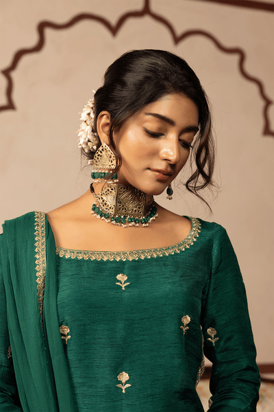Erum Khan | Intezar e Eid | Firoza-Brand:Erum Khan-Type:Ladies Clothes-Bold Green-Silk-House of Maryam- Buy in UK, USA