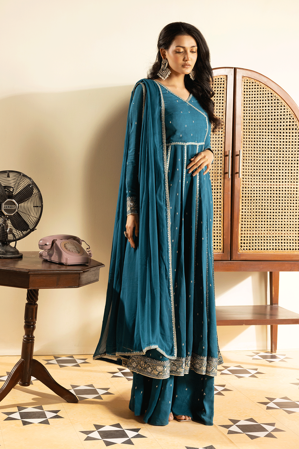 Erum Khan | Intezar e Eid | Guftagu-Brand:Erum Khan-Type:Ladies Clothes-Dark Teal Blue-Silk-House of Maryam- Buy in UK, USA