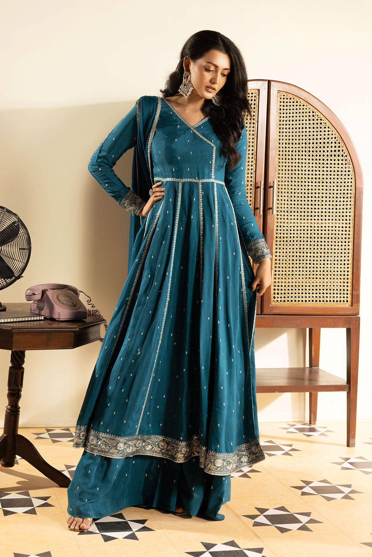 Erum Khan | Intezar e Eid | Guftagu-Brand:Erum Khan-Type:Ladies Clothes-Dark Teal Blue-Silk-House of Maryam- Buy in UK, USA