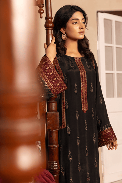Erum Khan | Intezar e Eid | Riwayat-Brand:Erum Khan-Type:Ladies Clothes-Black-Silk-House of Maryam- Buy in UK, USA