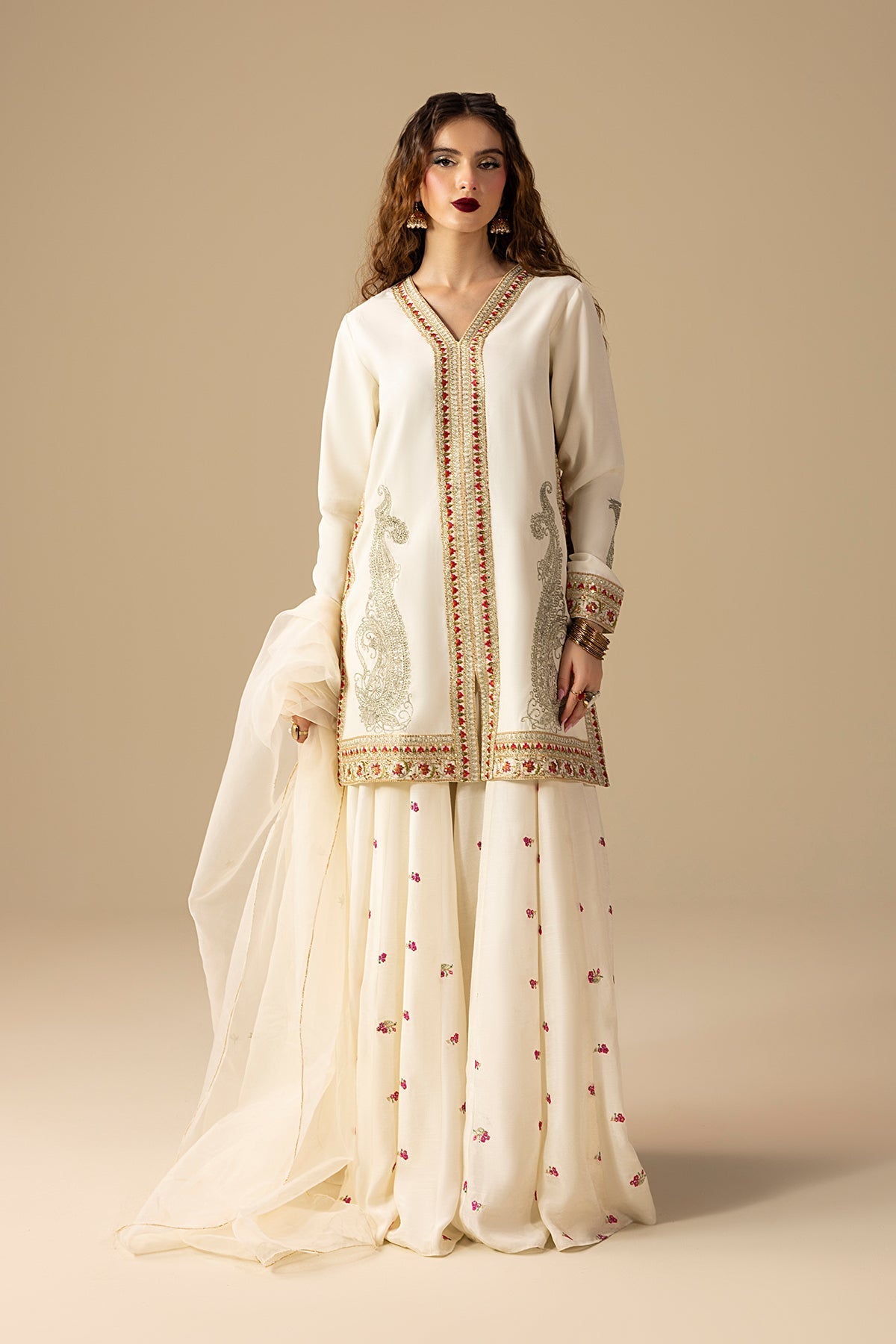 Erum Khan | Lillia Summer Edit | Dream Dust-Brand:Erum Khan-Type:Ladies Clothes-Off White-Raw Silk-House of Maryam- Buy in UK, USA