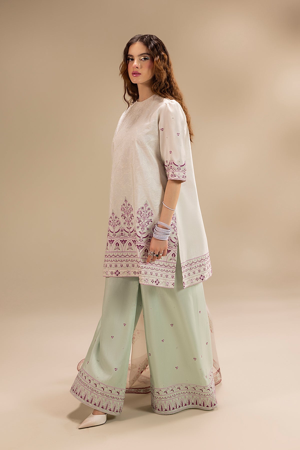 Erum Khan | Lillia Summer Edit | Pearl Blush-Brand:Erum Khan-Type:Ladies Clothes-Off White-Korean Silk-House of Maryam- Buy in UK, USA