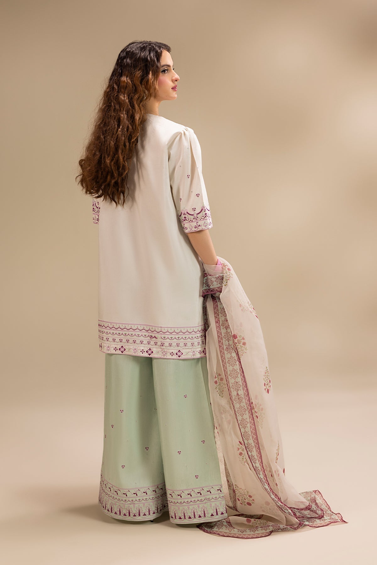Erum Khan | Lillia Summer Edit | Pearl Blush-Brand:Erum Khan-Type:Ladies Clothes-Off White-Korean Silk-House of Maryam- Buy in UK, USA