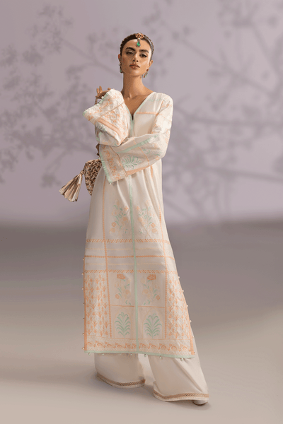 Erum Khan | Summer Whisper | Royal Grace-Brand:Epoque-Type:Ladies Clothes-Off White-Silk-House of Maryam- Buy in UK, USA