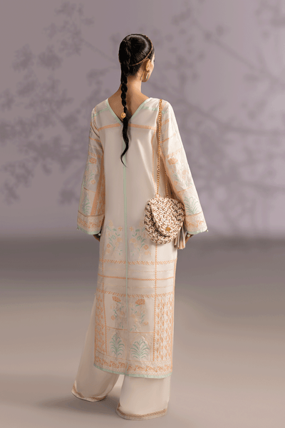 Erum Khan | Summer Whisper | Royal Grace-Brand:Epoque-Type:Ladies Clothes-Off White-Silk-House of Maryam- Buy in UK, USA