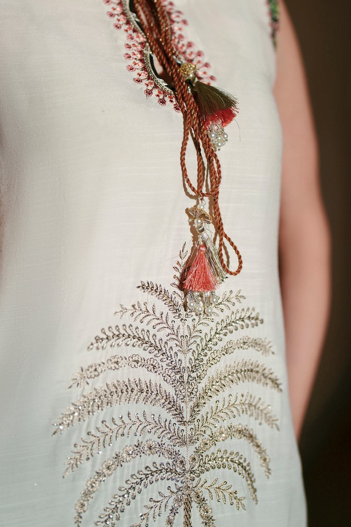 Ethnc | Luxe Boutique | Embroidered Suit (E1028/104/002)-Brand:Ethnc-Type:Boutique-Off White - House of Maryam- Buy in UK, USA