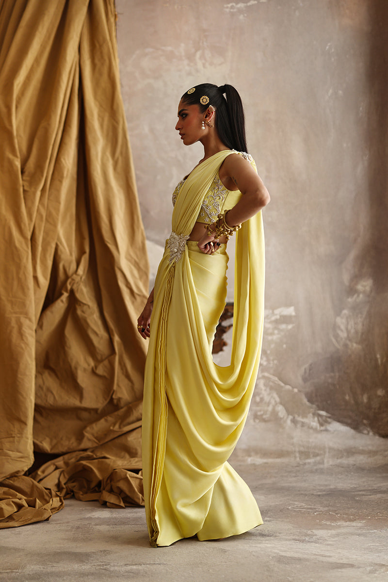 Wardha Saleem | Layla Formals 25 | Dilruba-6