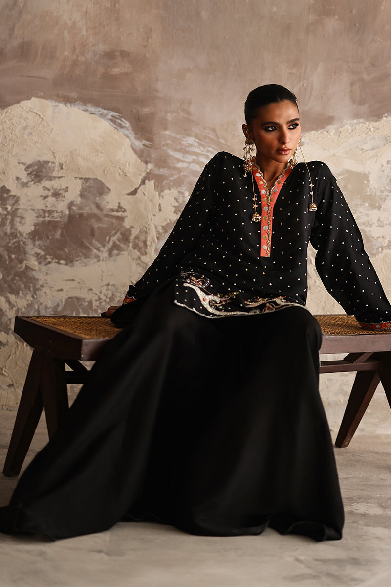 Wardha Saleem | Layla Formals 25 | Mizraab-3