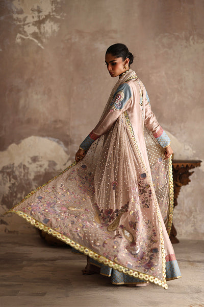 Wardha Saleem | Layla Formals 25 | Gulbagh