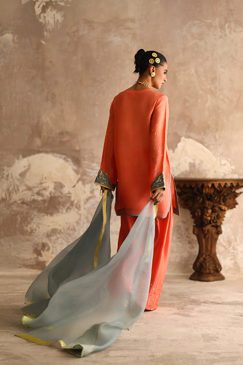 Wardha Saleem | Layla Formals 25 | Nihaal-2