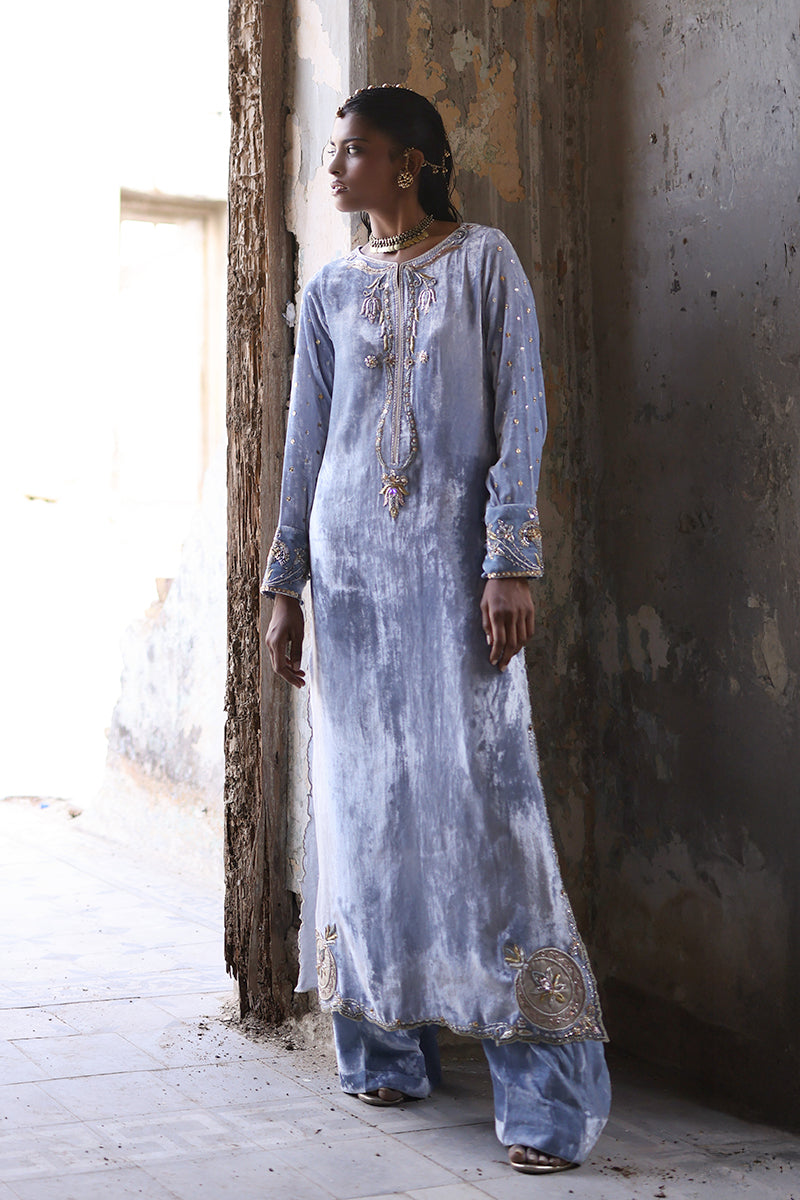 Wardha Saleem | Pure Velvet 25 | Raya-3