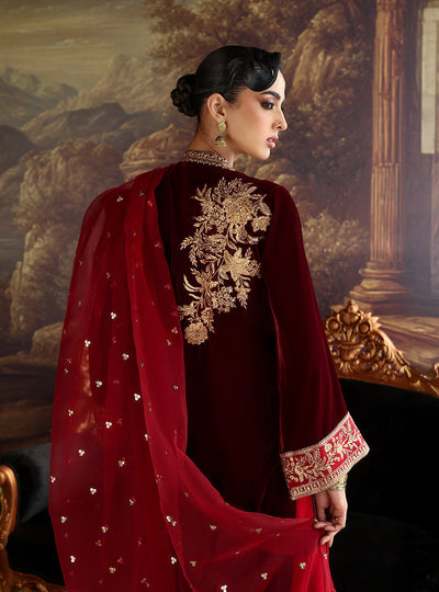Zainab Chottani | Velura Velvet Edit 25 | Nur Long Shirt