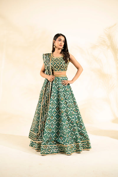 Faiza Faisal | Elara Luxury Pret | DREAMY GREEN-Brand:Faiza Faisal-Type:Ladies Clothes-Bold Green-Raw Silk-House of Maryam- Buy in UK, USA