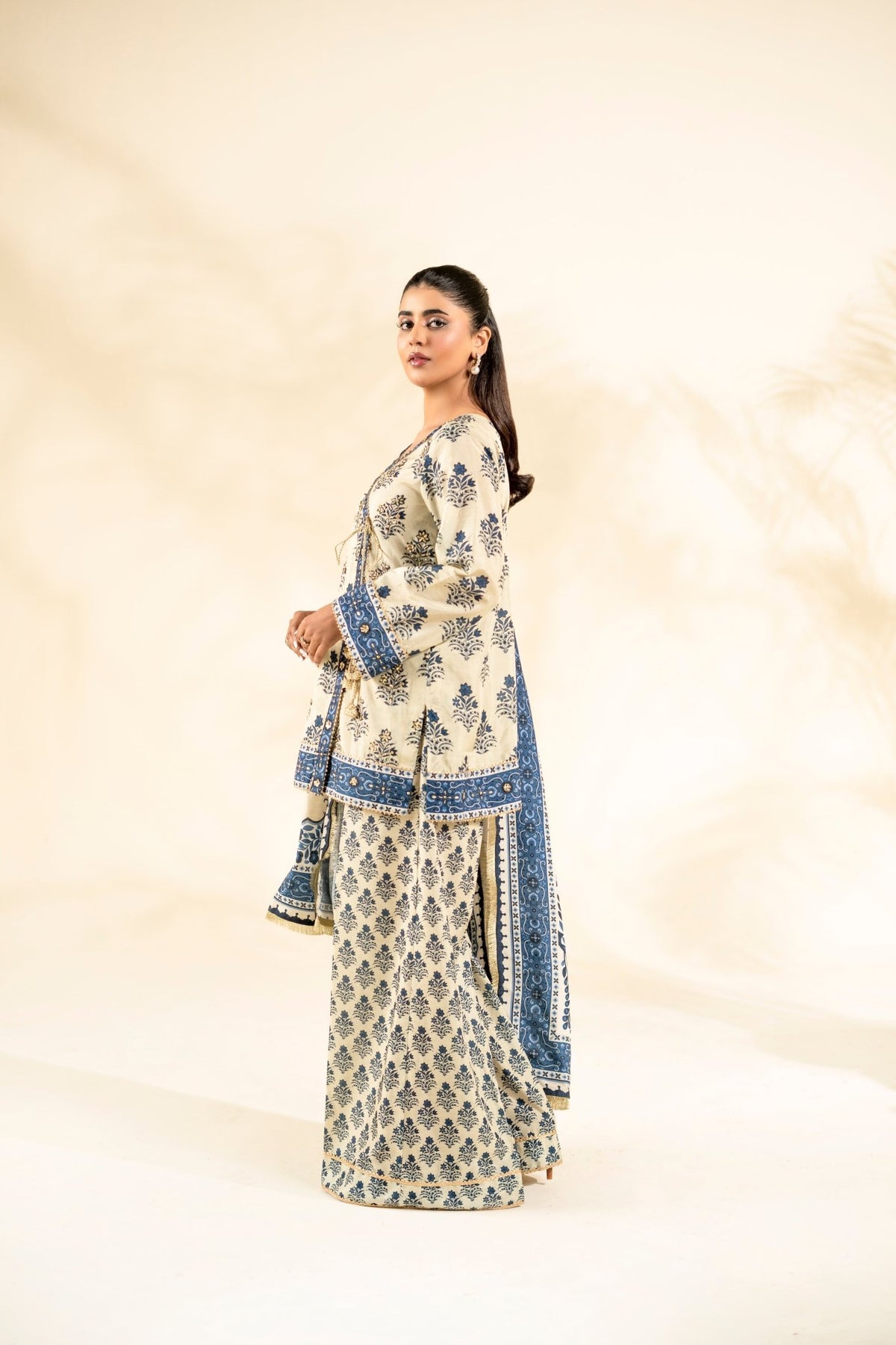 Faiza Faisal | Elara Luxury Pret | IVORY ZEEN-Brand:Faiza Faisal-Type:Ladies Clothes-Ivory-Raw Silk-House of Maryam- Buy in UK, USA
