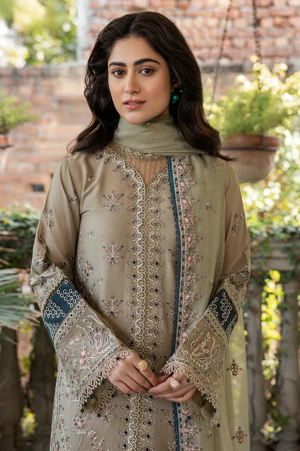 Farasha | Bahaar Embroidered Lawn | Whimsical Sage