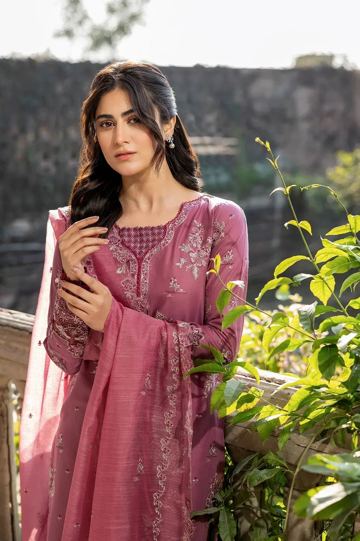 Farasha | Bahaar Embroidered Lawn | Rose Garland