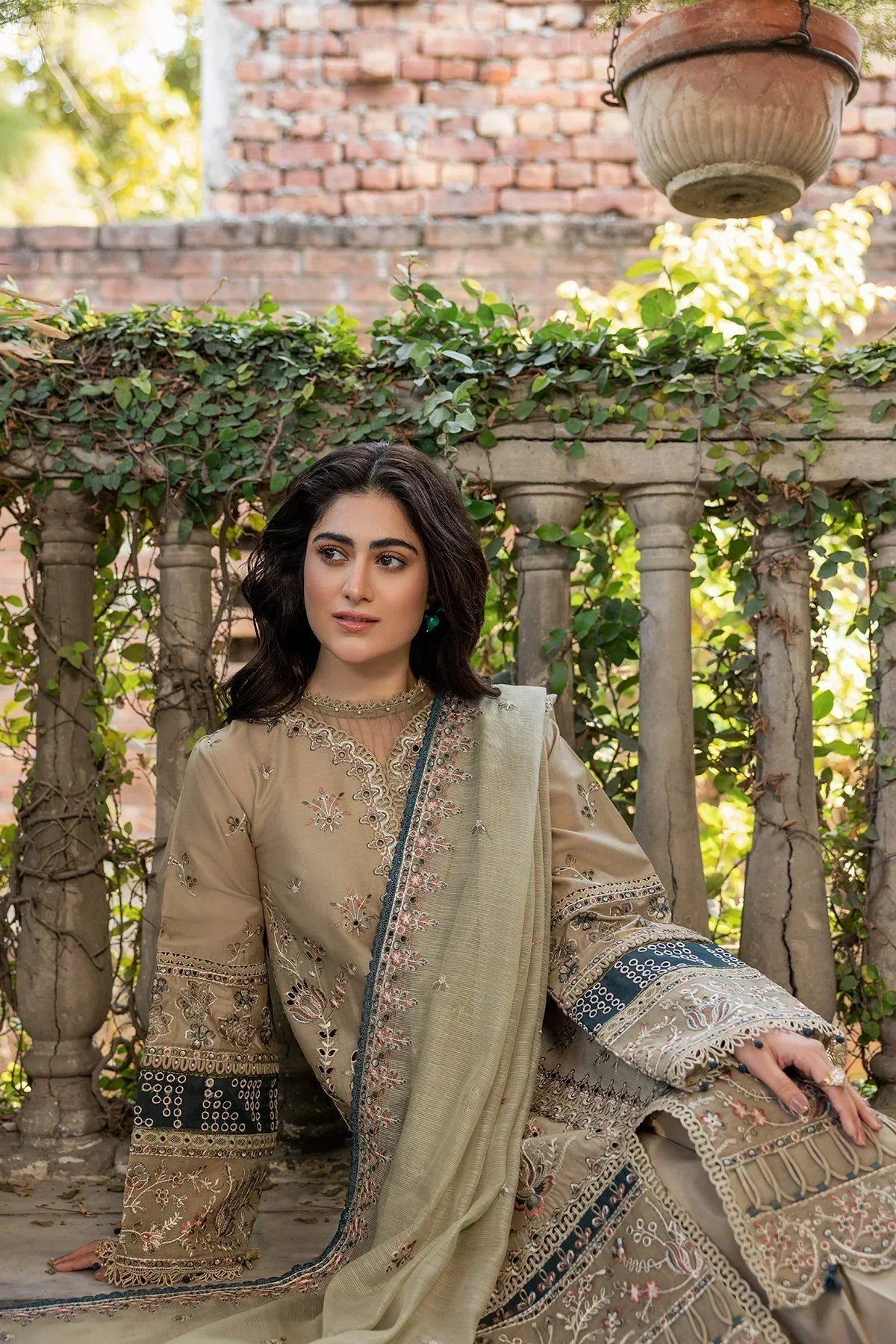 Farasha | Bahaar Embroidered Lawn | Whimsical Sage