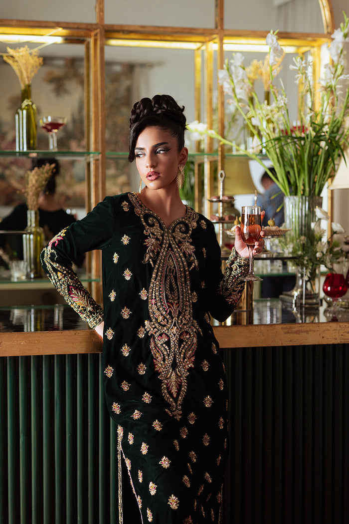 Saira Rizwan | Velvet Pret 25 | EMERA-SRVP25-10-4