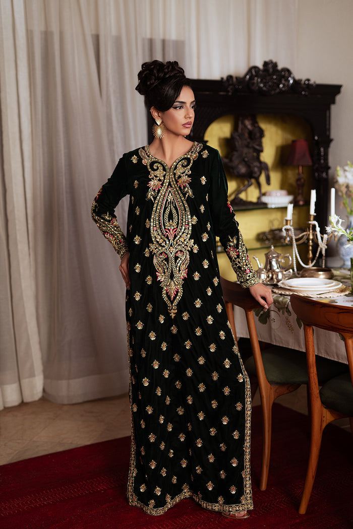 Saira Rizwan | Velvet Pret 25 | EMERA-SRVP25-10, image 3
