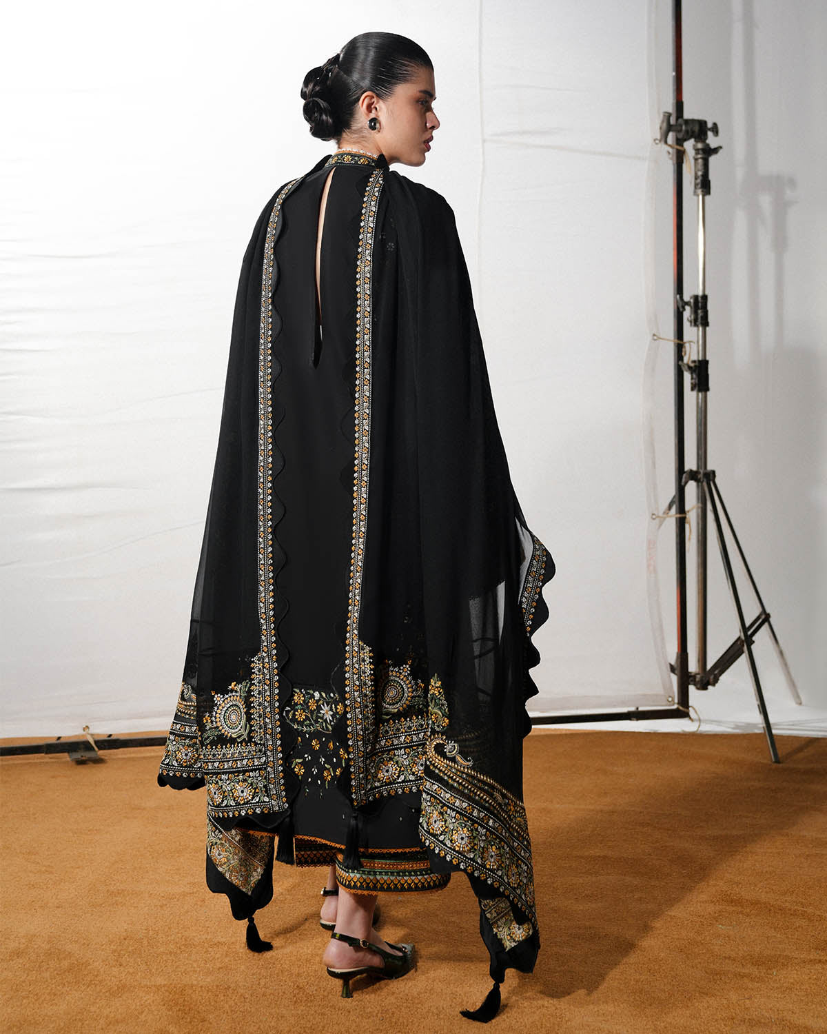 Jugnu | The Reserved View SS Edit | Rani-2