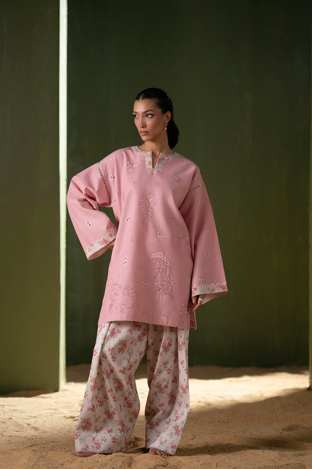 Saira Rizwan | Joolie Co ords | JOOLIE PINK - JBP25-08 -  Saira Rizwan Ladies Clothes - Original Designer Dress - House of Maryam