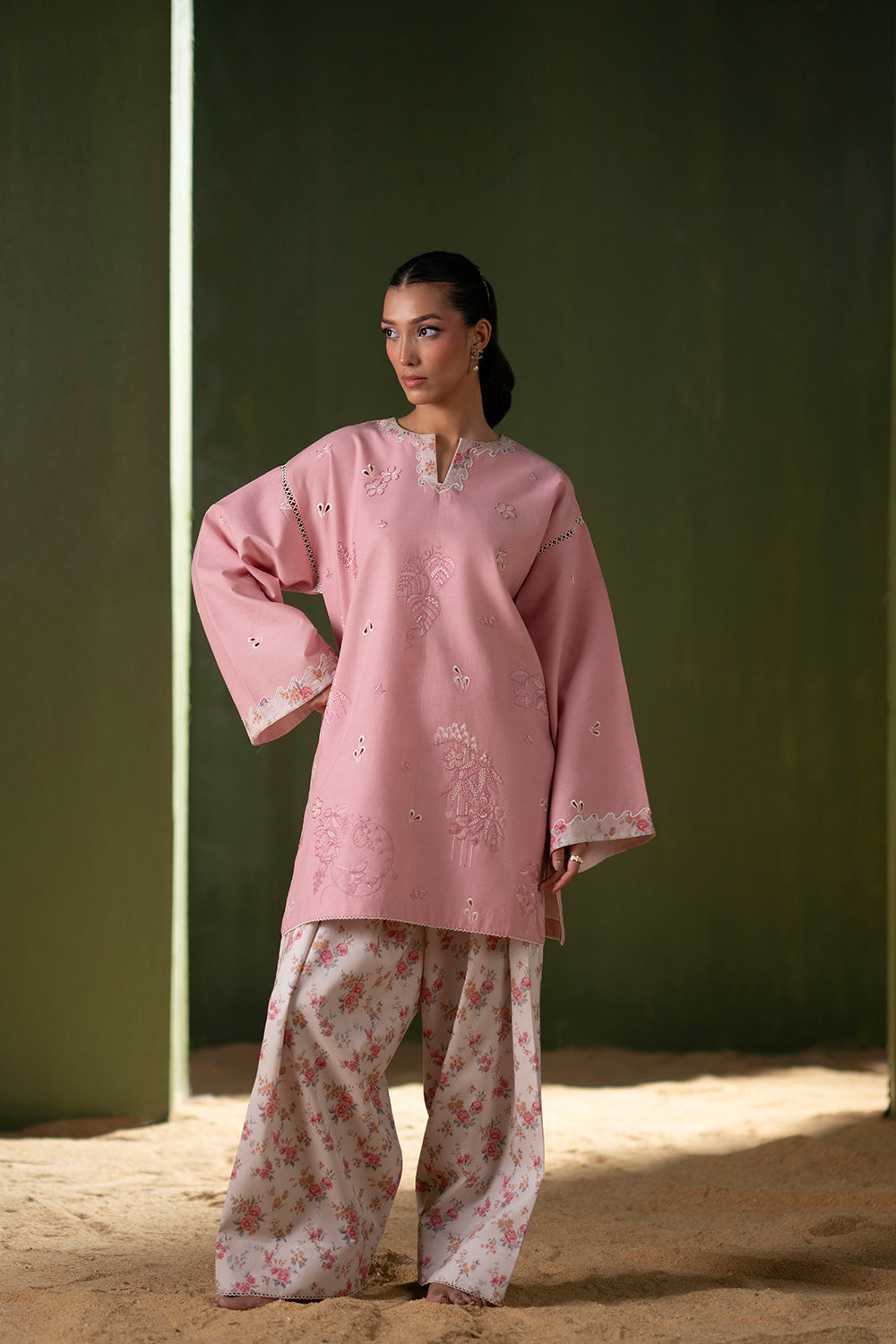 Saira Rizwan | Joolie Co ords | JOOLIE PINK - JBP25-08 -  Saira Rizwan Ladies Clothes - Original Designer Dress - House of Maryam