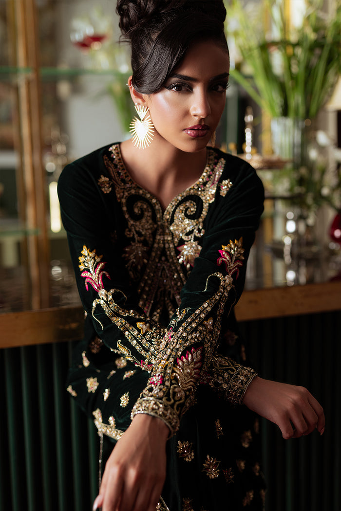 Saira Rizwan | Velvet Pret 25 | EMERA-SRVP25-10-7