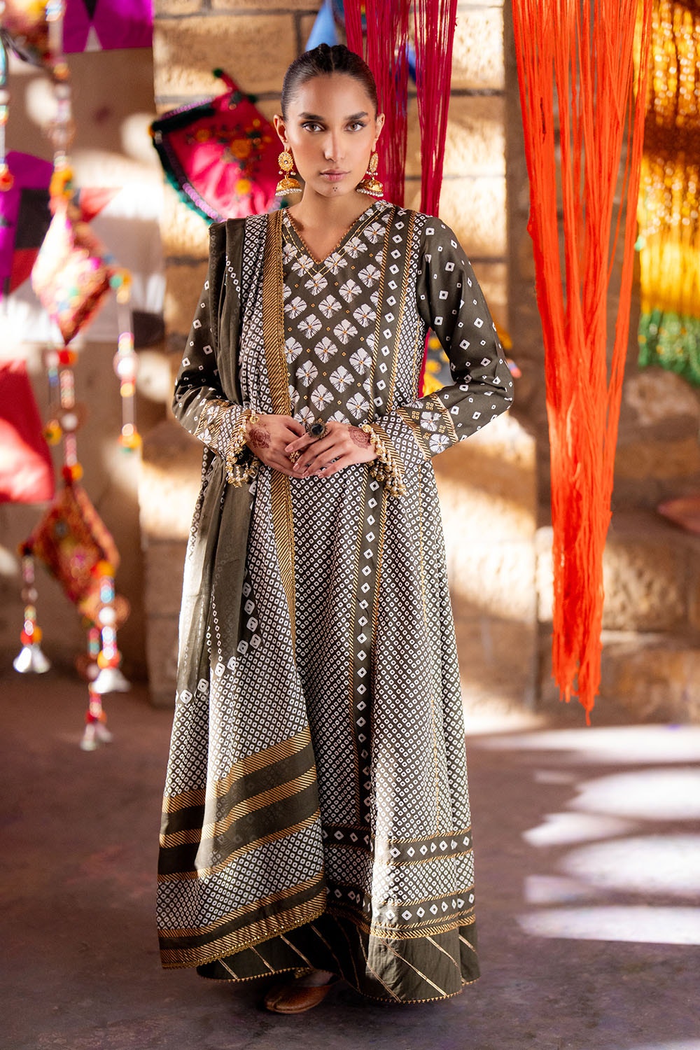Gul Ahmed | Chunri Lawn 25 | CL-52401 B -  Gul Ahmed Ladies Clothes - Original Designer Dress - House of Maryam