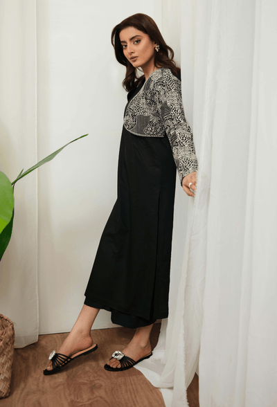 Humdum | Ayra Ready to wear | Ayra - D05-Brand:Humdum-Type:Ladies Clothes-Black-Lawn-House of Maryam- Buy in UK, USA
