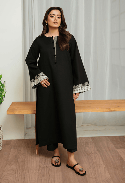 Humdum | Ayra Ready to wear | Ayra - D09-Brand:Humdum-Type:Ladies Clothes-Black-Lawn-House of Maryam- Buy in UK, USA