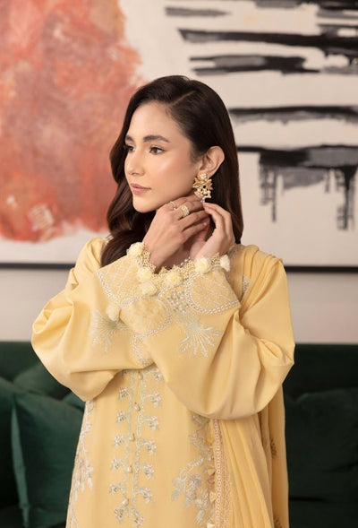Humdum | Dilkash 25 | Dilkash - D05-Brand:HumDum-Type:Ladies Clothes-Dust Yellow-Lawn-House of Maryam- Buy in UK, USA