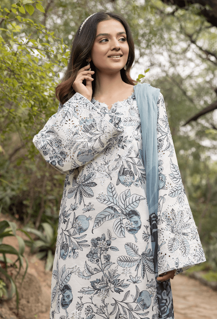 Humdum | Eden Garden 25 | Eden Garden - D09-Brand:Humdum-Type:Ladies Clothes-White-Lawn-House of Maryam- Buy in UK, USA