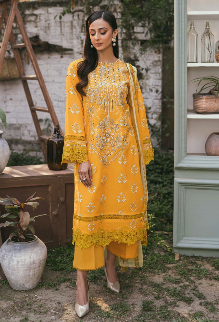 Humdum | Gardenia Lawn | D05 by Designer HumDum - House of Maryam - Pakistani Designer Ethnic Wear in {{ shop.shopifyCountryName }}