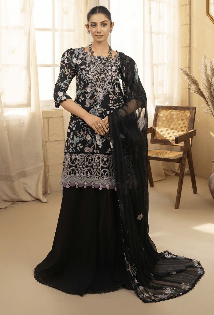 Humdum | Senora Lawn 25 | Senora - D02-Brand:Humdum-Type:Ladies Clothes-Black-Lawn-House of Maryam- Buy in UK, USA