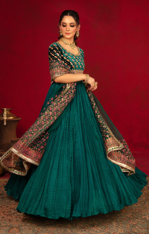 Maya | Raazi Velvet 24 | DILAAB -  Maya Ladies Clothes - Original Designer Dress - House of Maryam