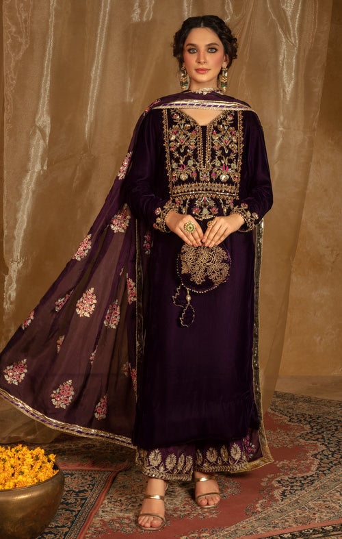 Maya | Raazi Velvet 24 | IBAARAT -  Maya Ladies Clothes - Original Designer Dress - House of Maryam