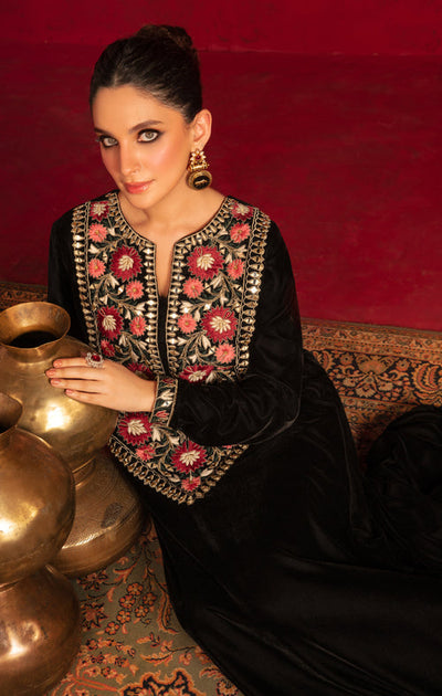 Maya | Raazi Velvet 24 | ZEEST -  Maya Ladies Clothes - Original Designer Dress - House of Maryam