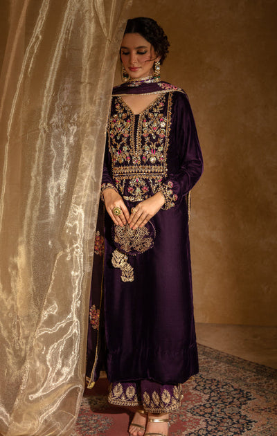 Maya | Raazi Velvet 24 | IBAARAT -  Maya Ladies Clothes - Original Designer Dress - House of Maryam