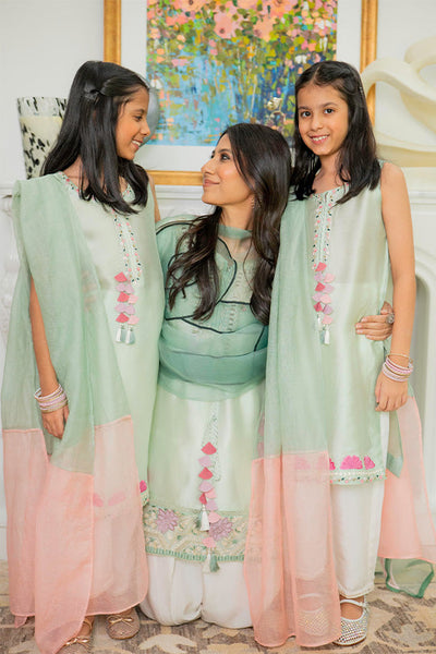Muntaha | Aangan Eid Edit | Niyara - Short Shirt